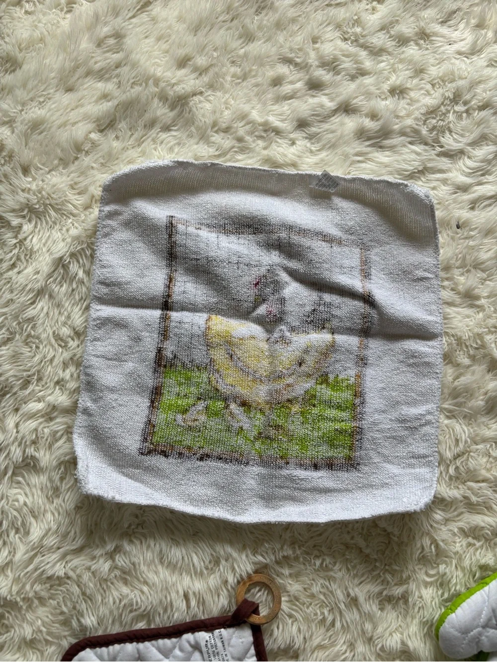 Vintage Hen Kitchen Towel, Oven Mitt & Pot Holders Set - Yellow, Green, Brown
